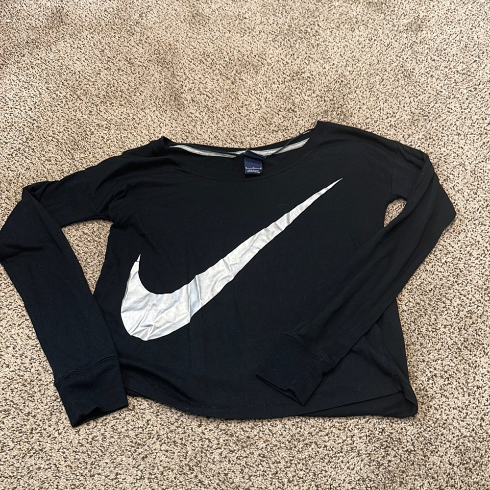 Nike long sleeve crop top